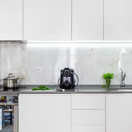 Apartamento Plum Guide - Solar Volto Lisboa